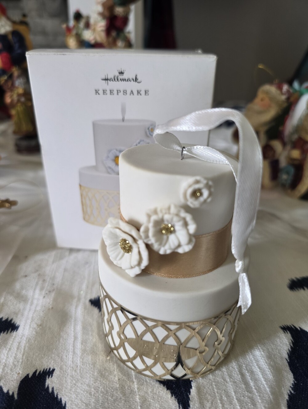 Hallmark Keepsake Two-Tier Cake Ornament 2019 - Picture 5 of 5